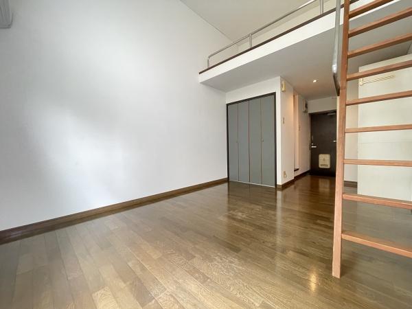 ホワイトハウス105