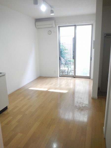 Apartment昴