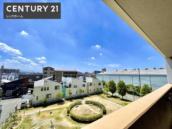 大東市谷川２丁目のマンション