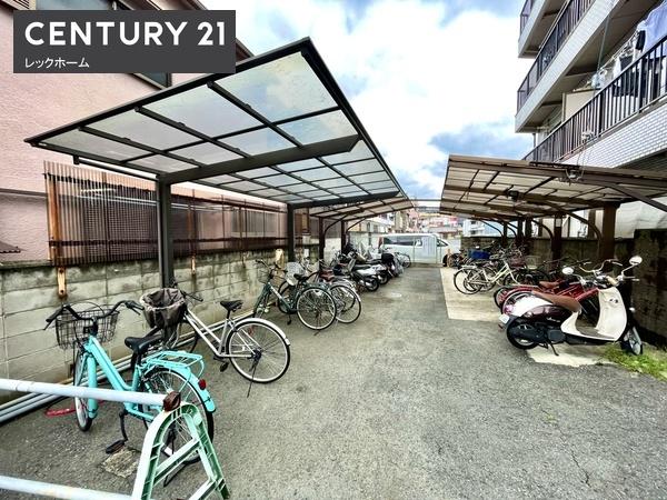大東市赤井２丁目のマンション