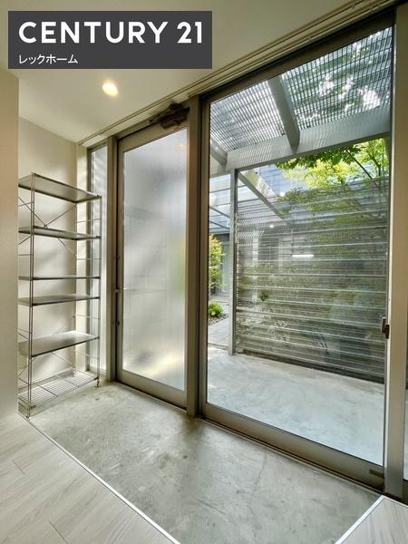 大阪市鶴見区今津南１丁目のテラスハウス