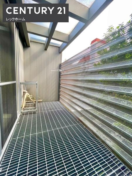 大阪市鶴見区今津南１丁目のテラスハウス