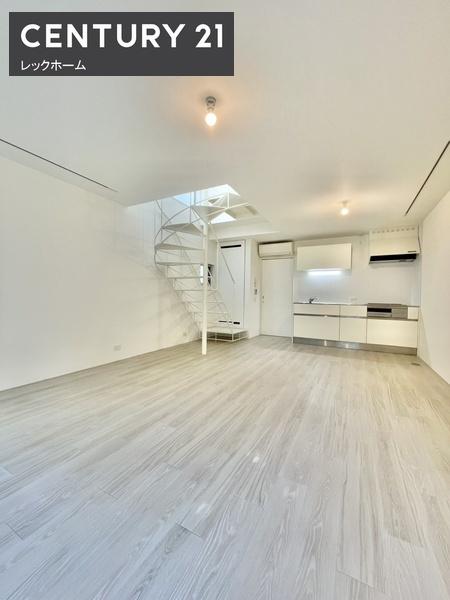 大阪市鶴見区今津南１丁目のテラスハウス