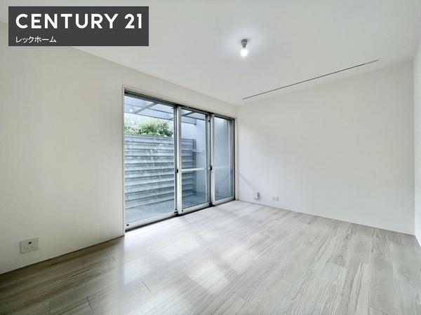 大阪市鶴見区今津南１丁目のテラスハウス