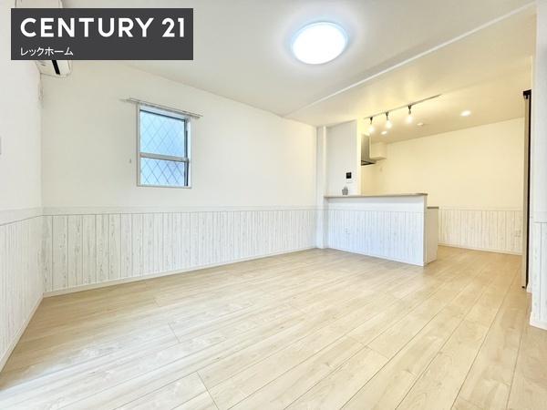 大阪市城東区鴫野東２丁目のハイツ