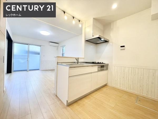 大阪市城東区鴫野東２丁目のハイツ