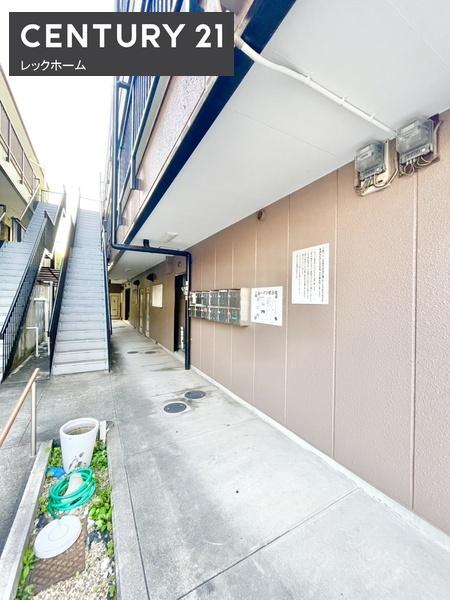 大東市三箇４丁目のマンション