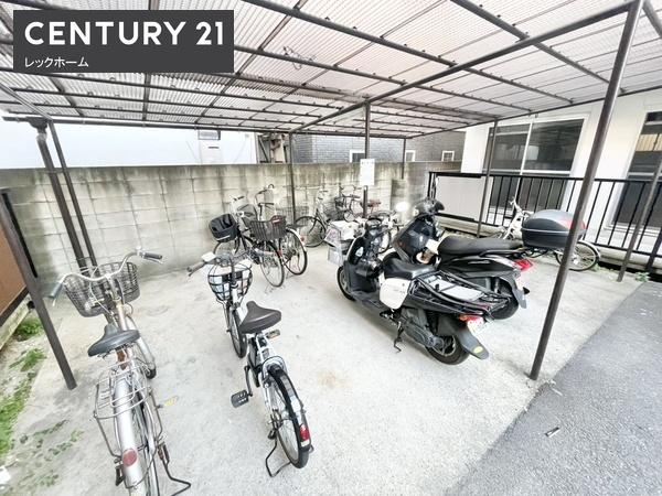 大東市三箇４丁目のマンション