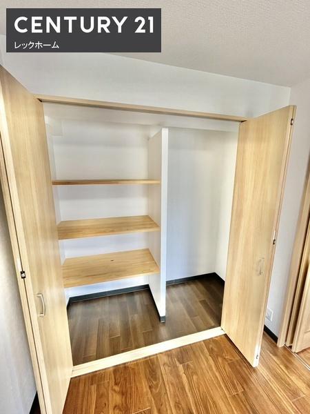 八戸ノ里ニュースカイハイツ