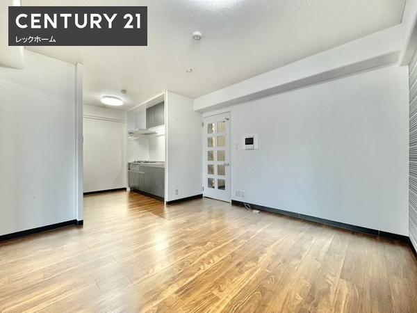 八戸ノ里ニュースカイハイツ