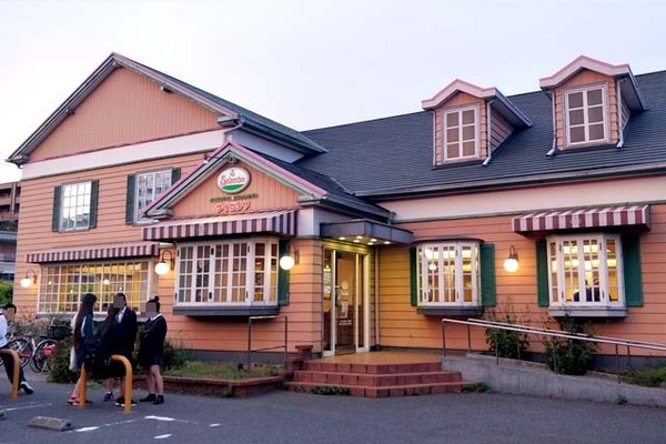 グランソレイユ八柱(サイゼリヤ松戸八柱店)