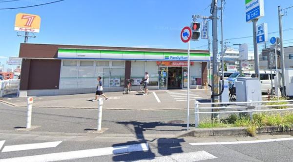 WAVEビル(ファミリーマート松戸岩瀬店)