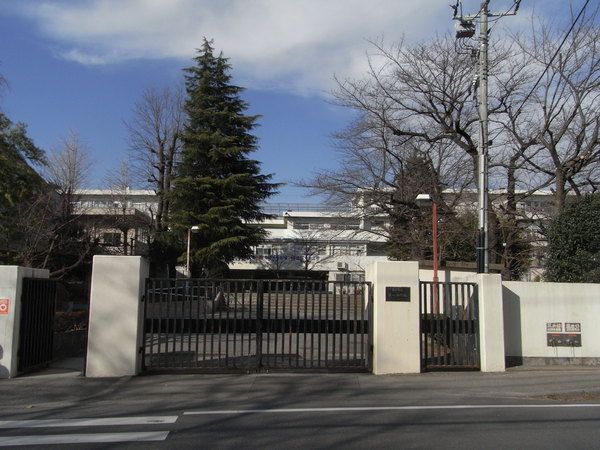 WAVEビル(松戸市立第一中学校)