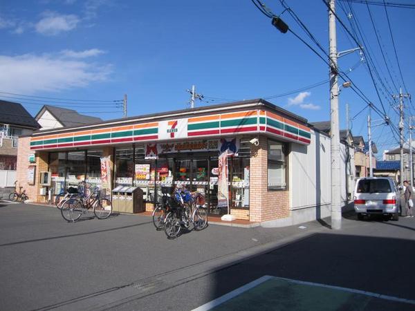 越谷市大字大里のアパート(セブンイレブン越谷大里店)