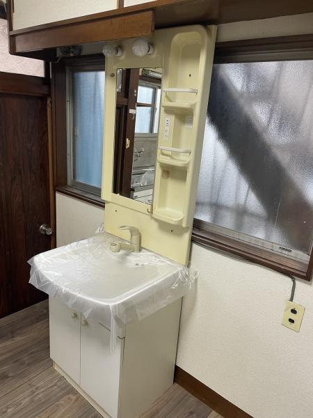 越谷市大字大里のアパート