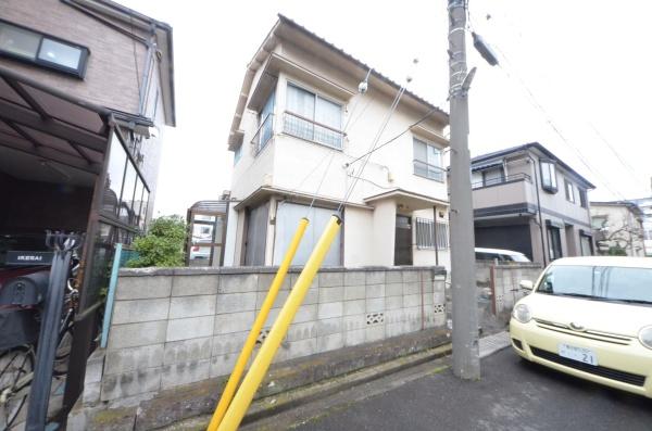 越谷市大字大里のアパート