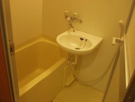 SupremeTsukishima(バス)