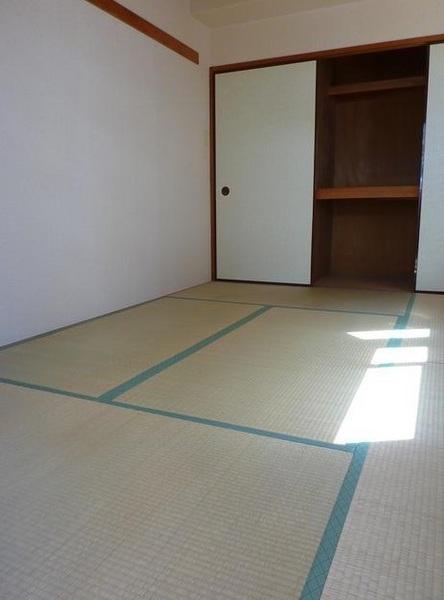 カームパレス