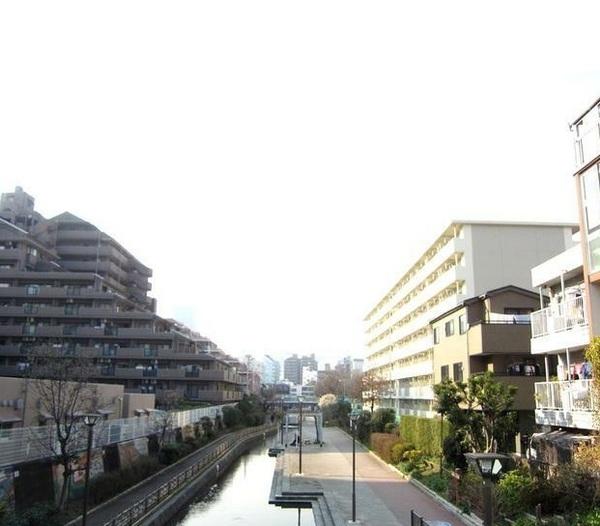 越中島三丁目ハイツ１号棟