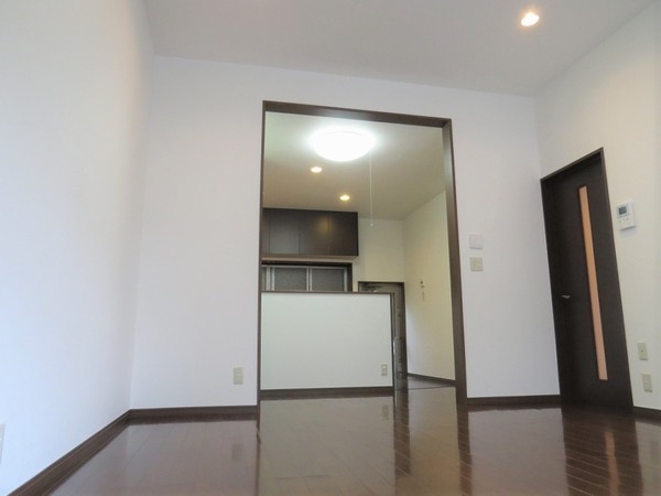 幸町1丁目貸家(リビング)