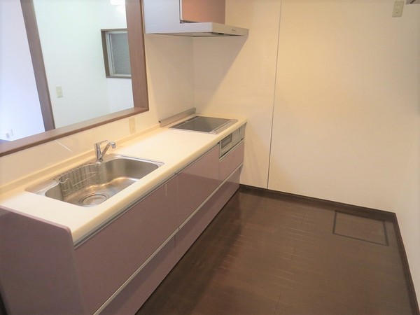 幸町1丁目貸家(キッチン)