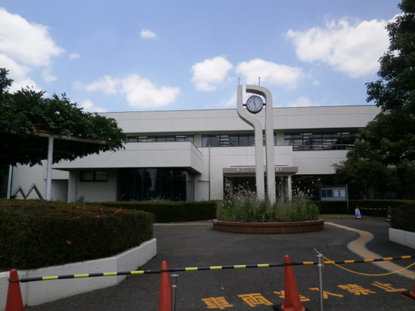 グリーンハイツ(東久留米市立中央図書館)