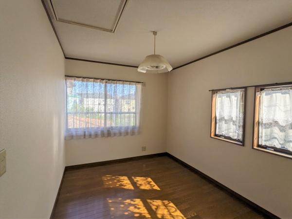 小山１丁目貸家