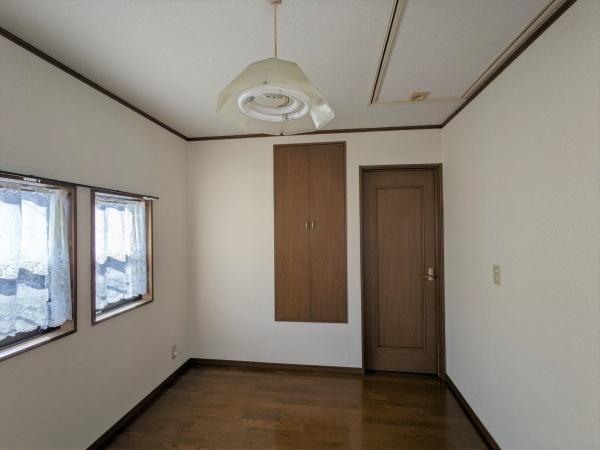 小山１丁目貸家