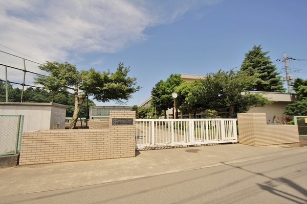 クレール小手指(所沢市立小手指中学校)