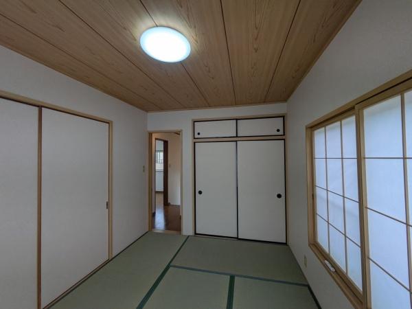 昭島市拝島町４丁目の貸家