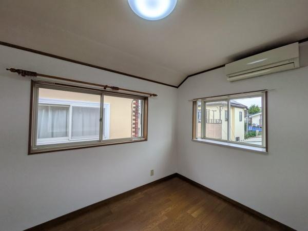 昭島市拝島町４丁目の貸家