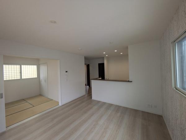 小山1丁目貸家