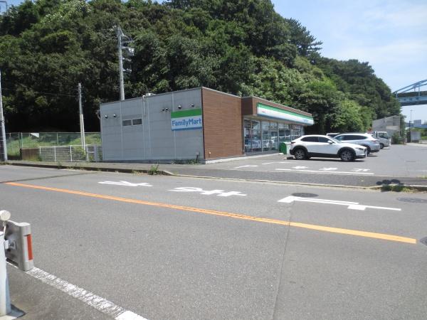 グランドマンション平良(ファミリーマート千葉稲丘町店)