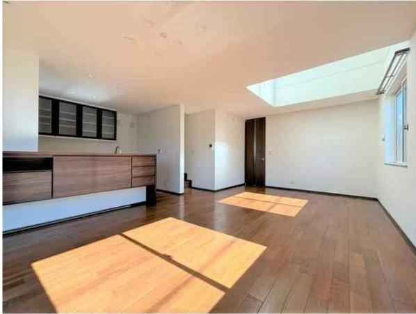 朝日ヶ丘１丁目戸建貸家
