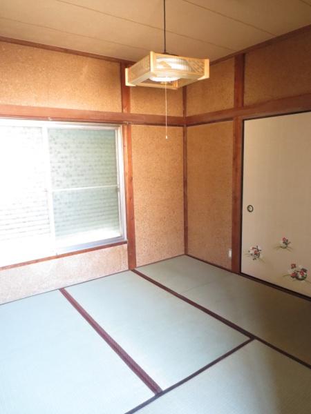 幕張町貸家
