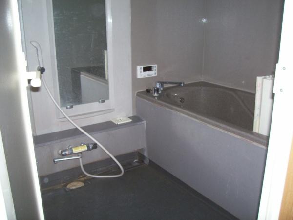 イズミビル(リビング)