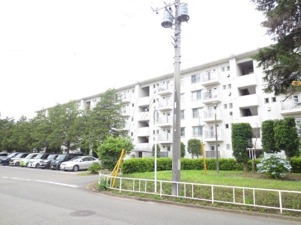 夏見台団地22号棟