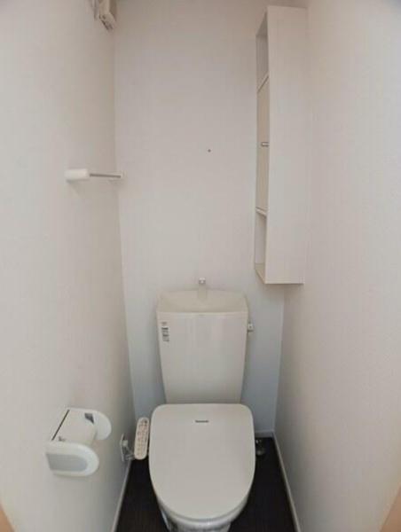 千葉市稲毛区小深町のアパート