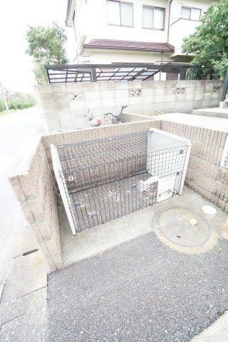 ウエスト2004