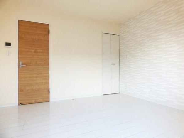 千葉市花見川区幕張町３丁目のアパート