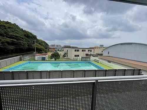 千葉市花見川区幕張町４丁目のマンション
