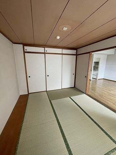 千葉市花見川区幕張町４丁目のマンション