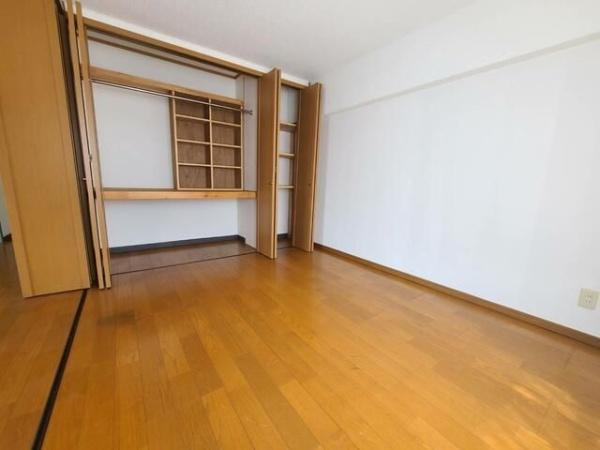 千葉市花見川区検見川町３丁目のマンション