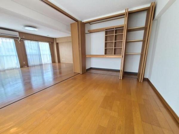 千葉市花見川区検見川町３丁目のマンション