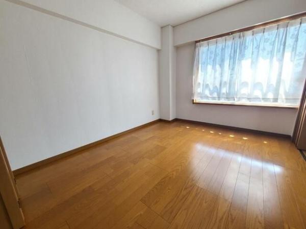 千葉市花見川区検見川町３丁目のマンション