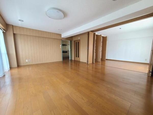 千葉市花見川区検見川町３丁目のマンション