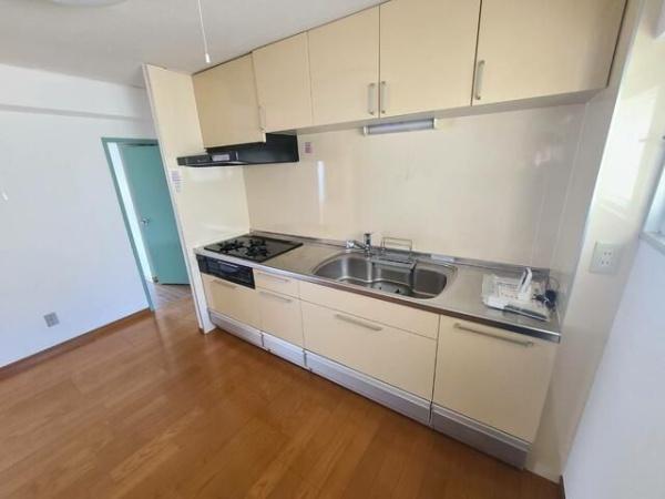 千葉市花見川区検見川町３丁目のマンション