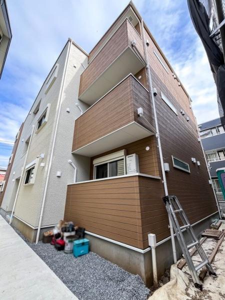 千葉市花見川区幕張本郷７丁目のアパート