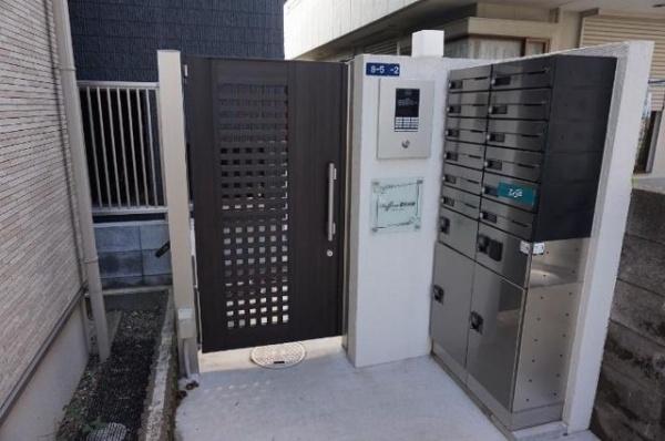 千葉市花見川区幕張本郷１丁目のアパート