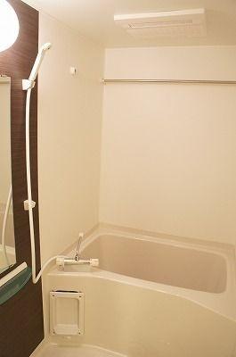 千葉市花見川区検見川町３丁目のマンション